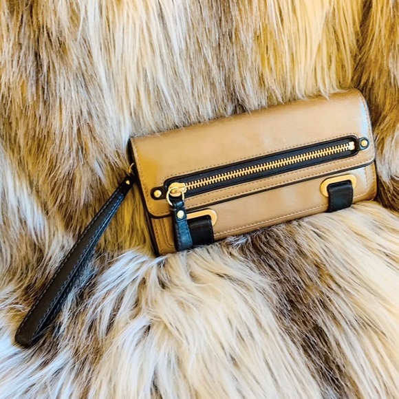 Coach Wristlet Wallet - Picture 1 of 8